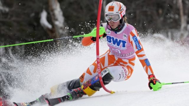 496502_petra vlhova slalom killington 676x451.jpg