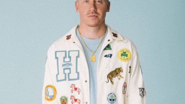 497103_macklemore 676x579.jpg