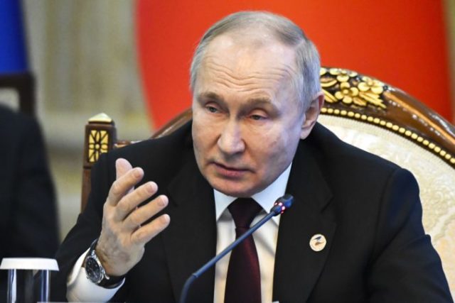 497132_vladimir putin 1 676x451.jpg