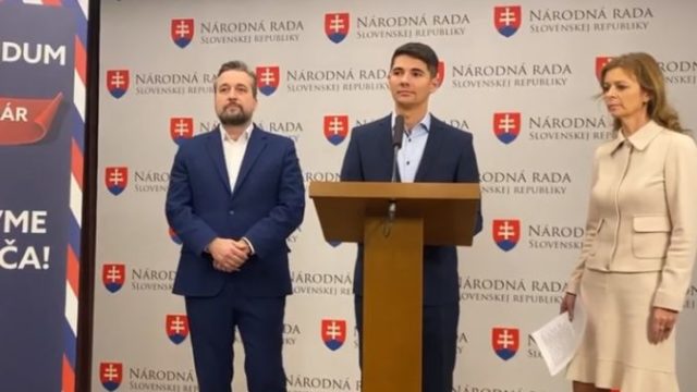 497260_lubos blaha erik kalinak daniela dolezalova 676x456.jpg