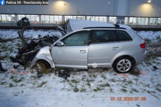 497427_zrazka s vlakom 676x450.jpg