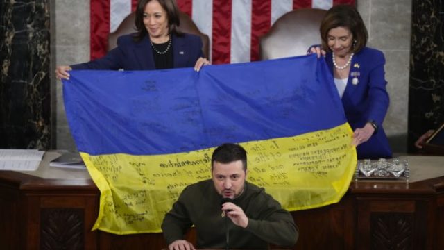 497745_volodymyr zelenskyj nancy pelosiova kamala harrisova kongres 676x451.jpg