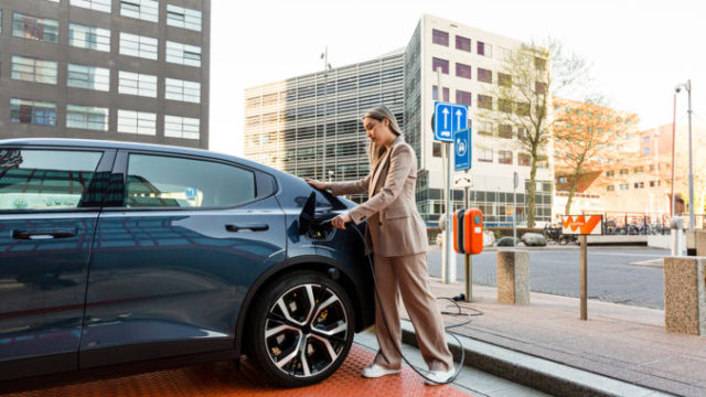 497772_leaseplan elektromobil carcostindex2022 676x451.jpg