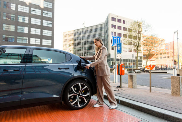 497772_leaseplan elektromobil carcostindex2022 676x451.jpg