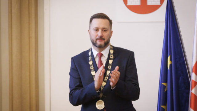 498077_c1a5070 676x451.jpg