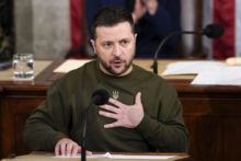 498204_volodymyr zelenskyj 676x451.jpg