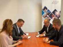 498413_slovak investment holding poskytne uver 4 miliony eur skupine esco slovensko 676x507.jpg