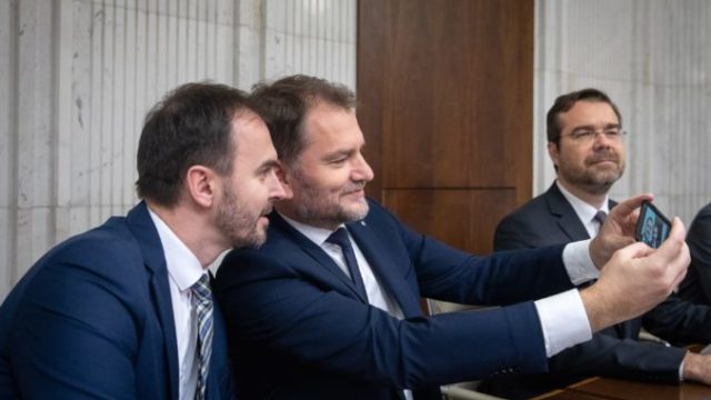 498906_michal sipos igor matovic 676x451.jpg