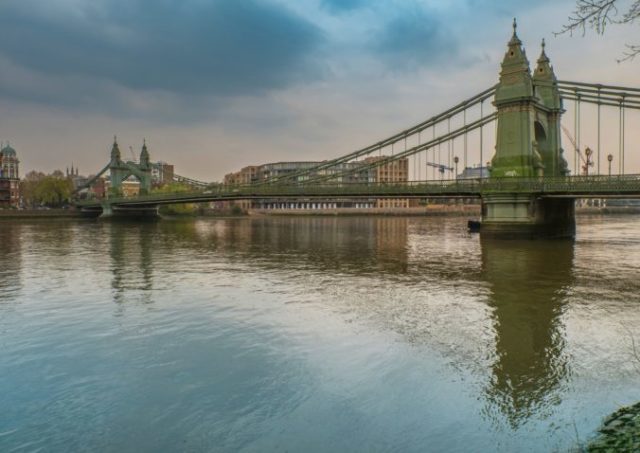499112_hammersmith_bridge 676x478.jpg