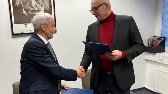 499122_mikulas dzurinda miroslav kollar 676x676.jpg