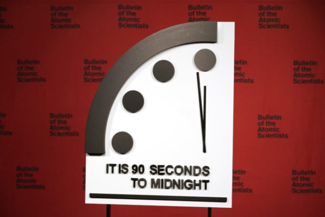 499193_doomsday_clock_55614 c8a985acede44b469032d43a24b48be7 676x451.jpg