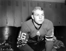499463_bobby hull 2 676x524.jpg