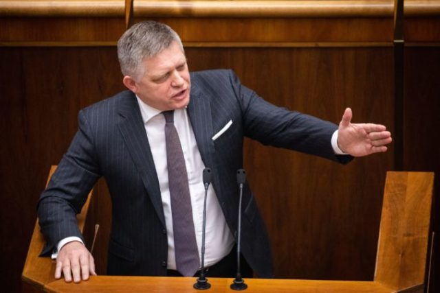 500299_robert fico 1 676x451.jpg