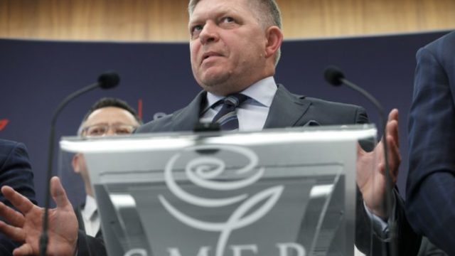501475_robert fico 1 676x451.jpg