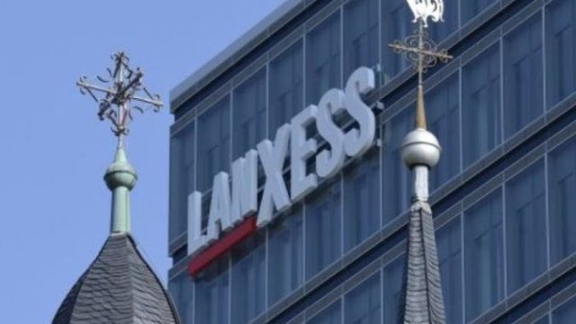 501759_lanxess logo_budova1 676x435.jpg