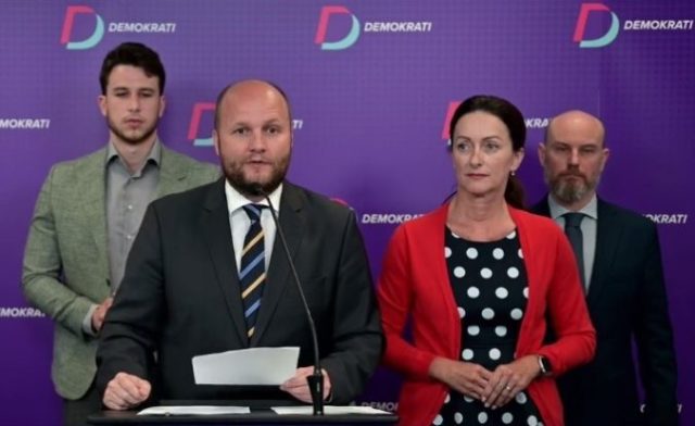 505056_demokrati 676x414.jpg