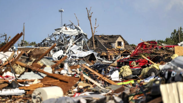 505839_severe_weather_texas_76722 676x451.jpg