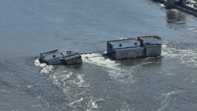 505864_correction_russia_ukraine_war_damaged_dam_38212 676x507.jpg