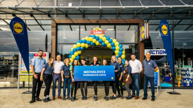 506185_lidl 034 676x451.jpg