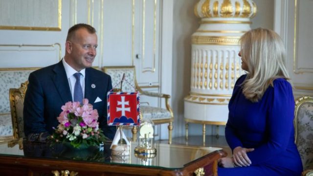 506242_boris kollar zuzana a aputova 676x451.jpg