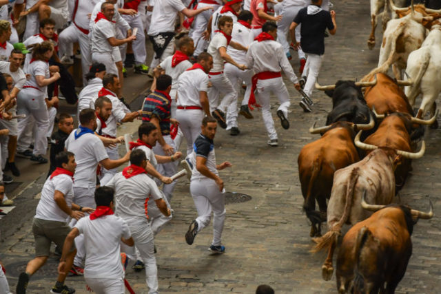 506862_spain_running_of_the_bulls_75114 676x451.jpg