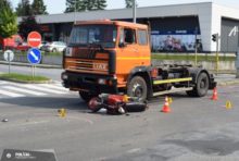 507211_nakladne auto motocyklista 676x454.jpg