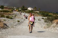 507604_greece_wildfires_63795 676x451.jpg