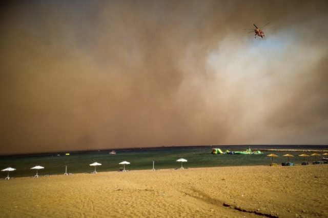 507611_greece_wildfires_02983 676x451.jpg