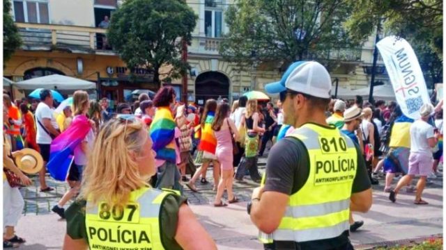 509412_titulka pride 676x451.jpg