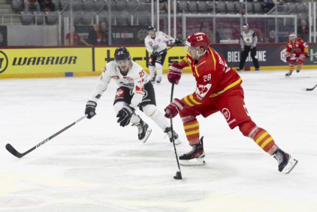 509681_switzerland_hockey_38378 676x451.jpg