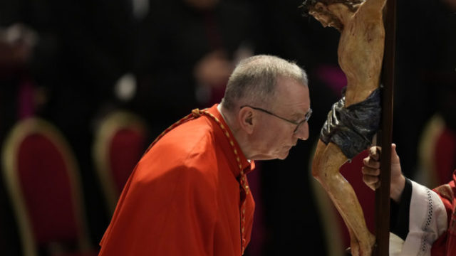 510232_vatican_pope_06005 676x451.jpg