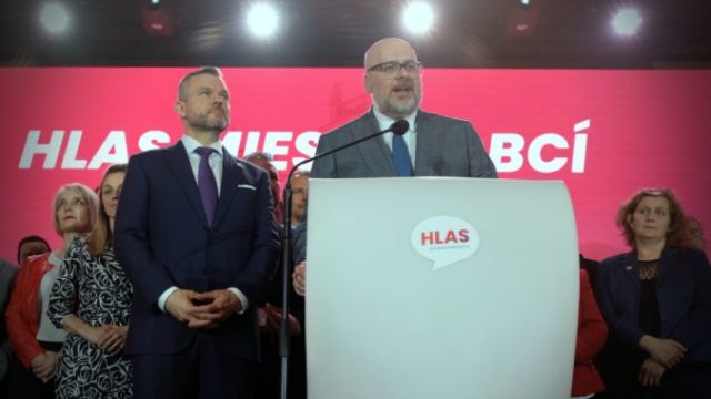 510433_peter pellegrini michal kalinak 676x451.jpg