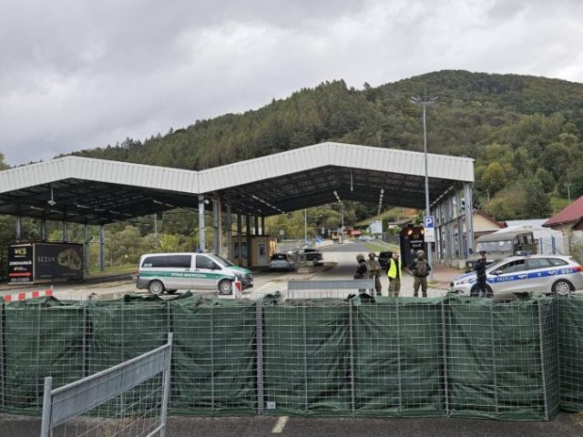 511582_hranica a ira leluchow 1 676x507.jpg