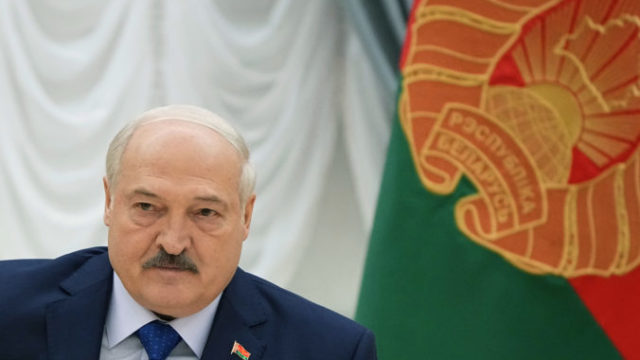 511739_belarus_lukashenko_83379 676x451.jpg