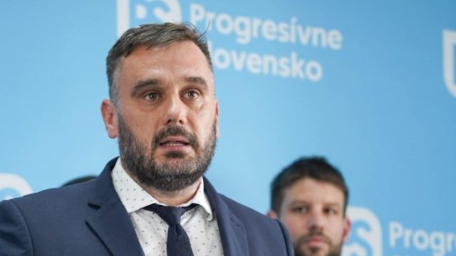 512311_michal wiezik 676x454.jpg