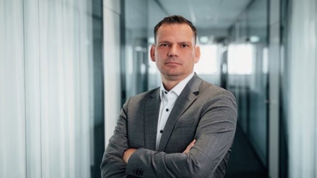 512539_novy generalny riaditel sven reinhard foto kaufland 676x451.jpg