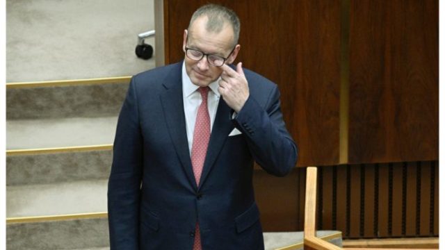 512955_titulka kollar 676x451.jpg