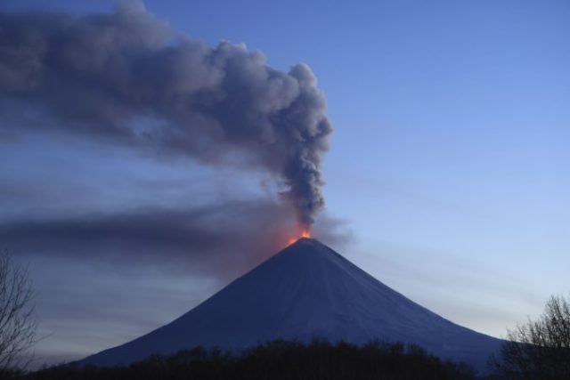 513431_russia_volcano_84011 676x451.jpg