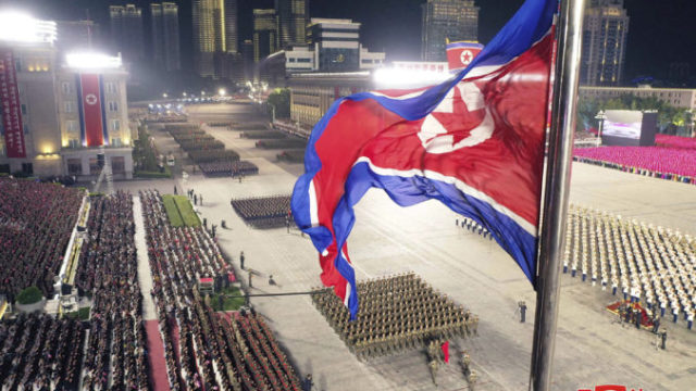 513580_north_korea_parade_01654 676x450.jpg