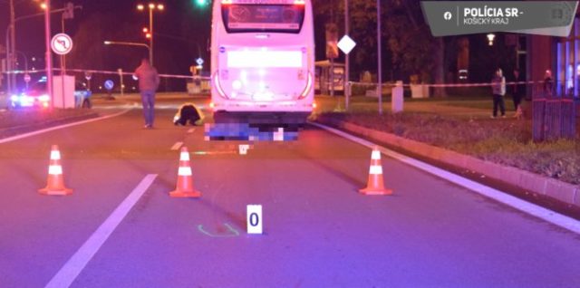 514173_autobus chodec 676x336.jpg