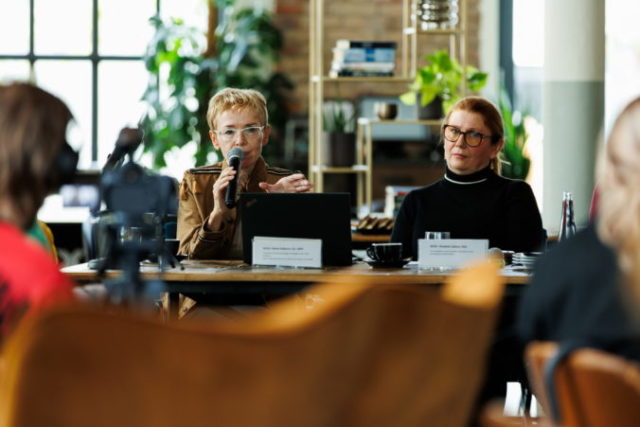 514364_tlacova_konferencia 676x451.jpg