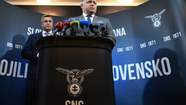 517693_andrej danko robert fico 676x451.jpg