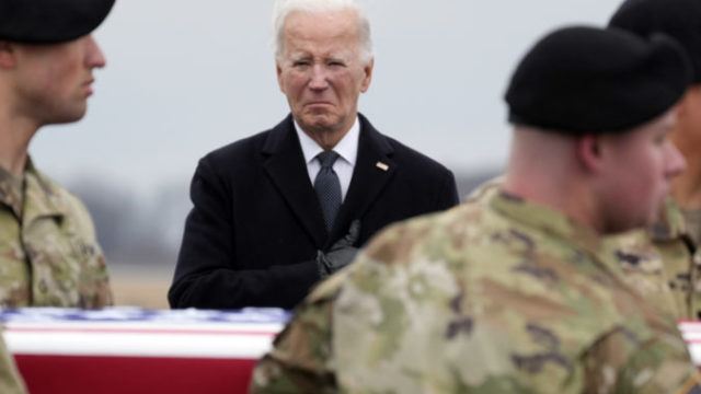 518895_biden_jordan_drone_service_members_59580 676x451.jpg