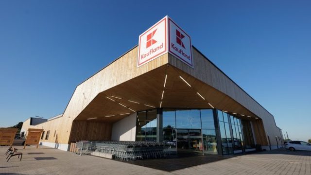 519409_predajna kaufland zahorska bystrica 676x451.jpg