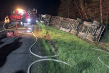 525070_correction_bee_truck_crash_42529 676x451.jpg