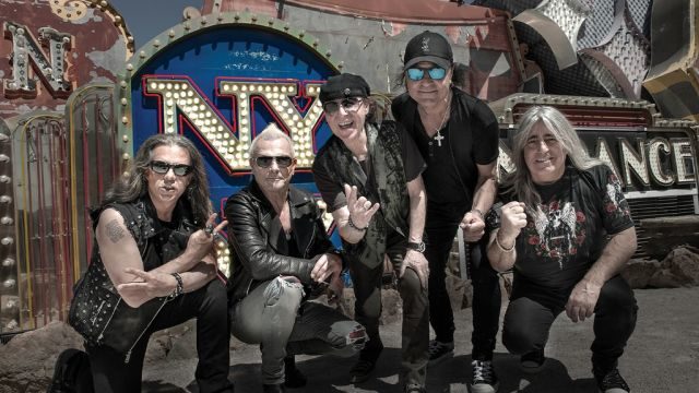 525951_scorpions.jpg