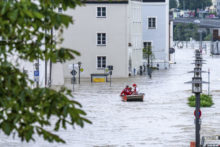 526840_germany_flooding_16409 676x451.jpg