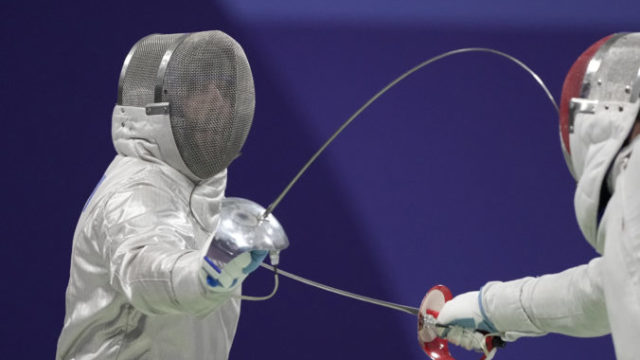 530269_paris_olympics_fencing_69463 676x451.jpg