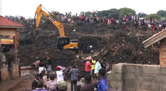 531281_uganda_collapsed_landfill_90183 676x371.jpg