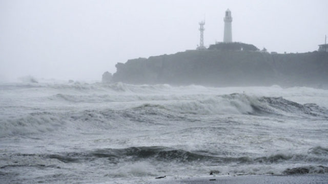 531606_japan_typhoon_00354 676x454.jpg